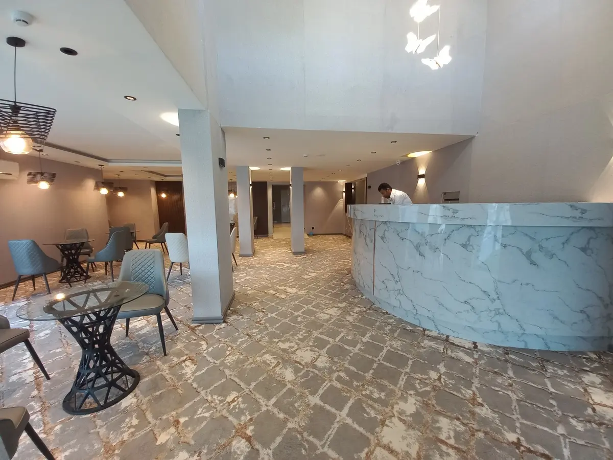 Sur Hotel reception