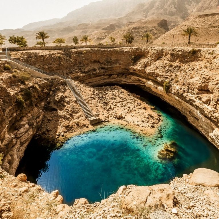 Wadi Shab, Bimmah Sinkhole Wadi Shab, Bimmah Sinkhole